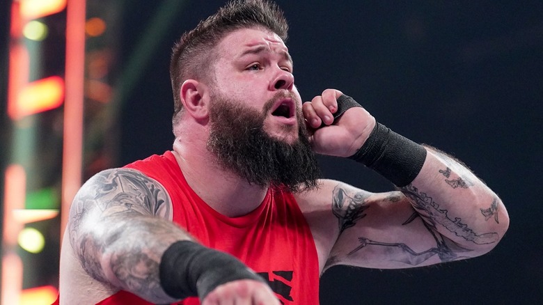 WWE Hell in a Cell 2022 Kevin Owens 3