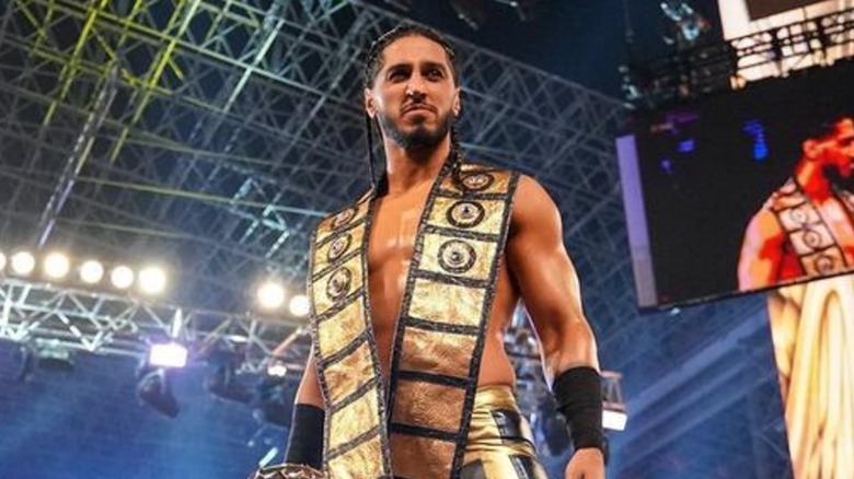 Mustafa Ali ahead of his match against Mansoor at Crown Jewel, 2021.