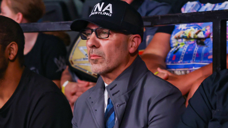 Carlos Silva in the crowd