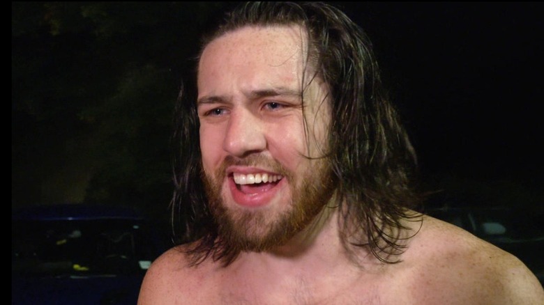 Actualización tras bambalinas sobre el crudo futuro de Cameron Grimes en la WWE