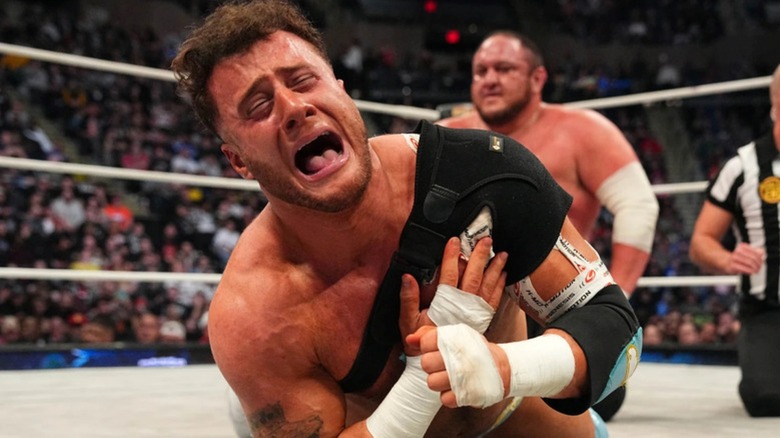 MJF looking hurt at AEW Worlds End 