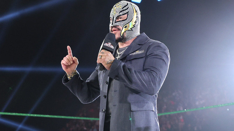 Rey Mysterio at WWE/AAA Worlds Collide 2025