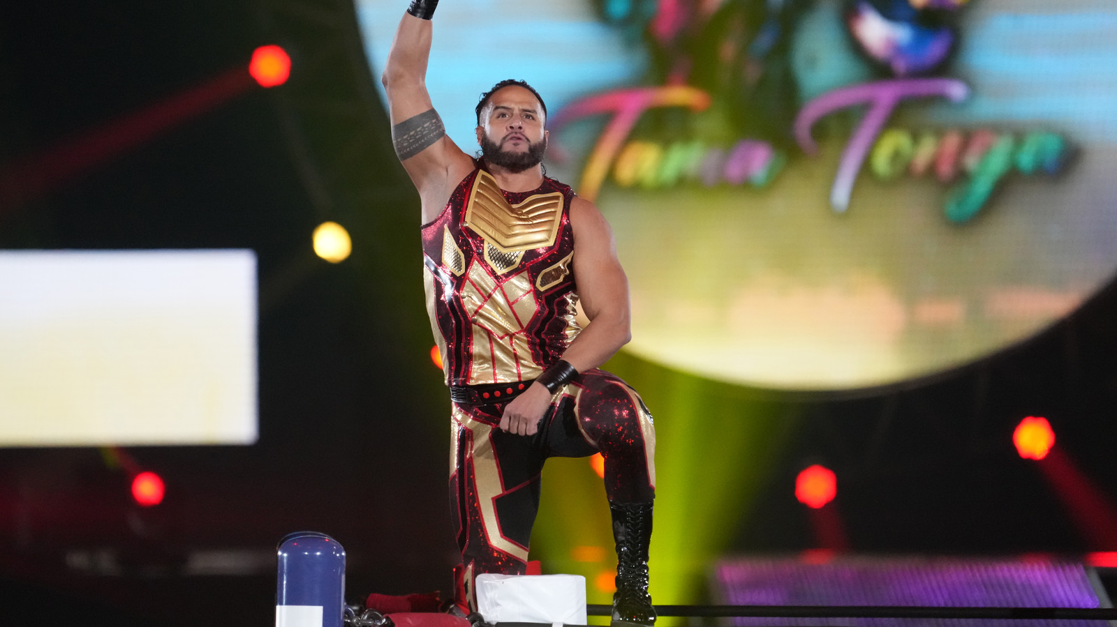Actualización detrás del escenario sobre el estado de la WWE de la ex estrella de NJPW Tama Tonga antes de SmackDown