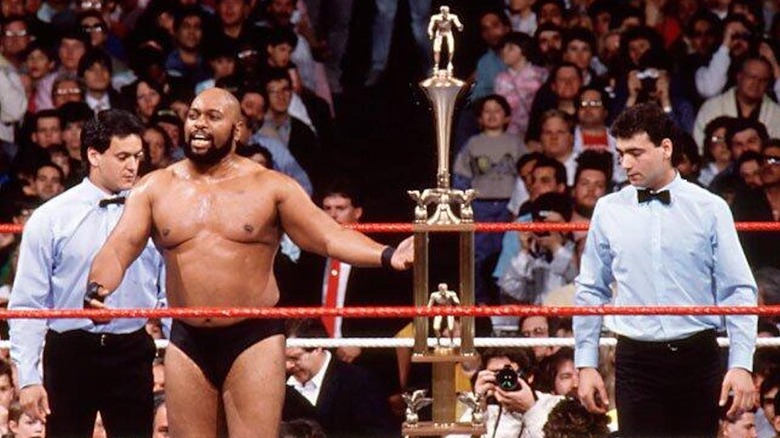 Bad News Brown wins the rumble match at WrestleMania IV