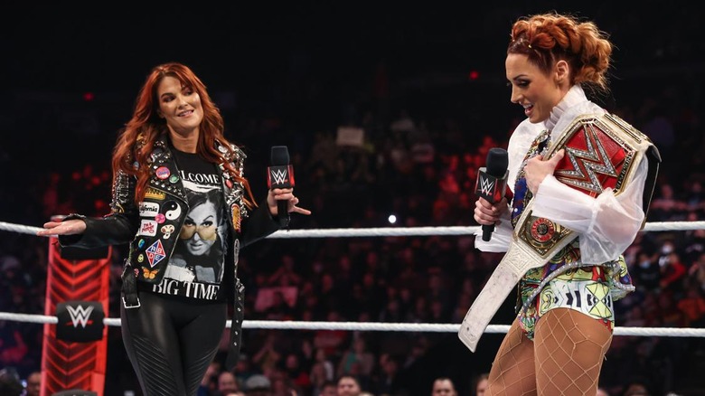 24 Hours Before Raw Showdown, Becky Lynch Provides Update on