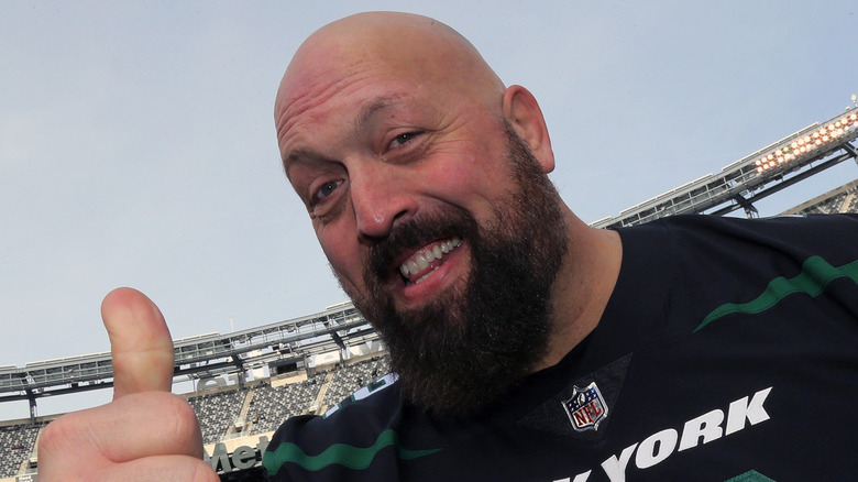 Big Show gives thumbs up