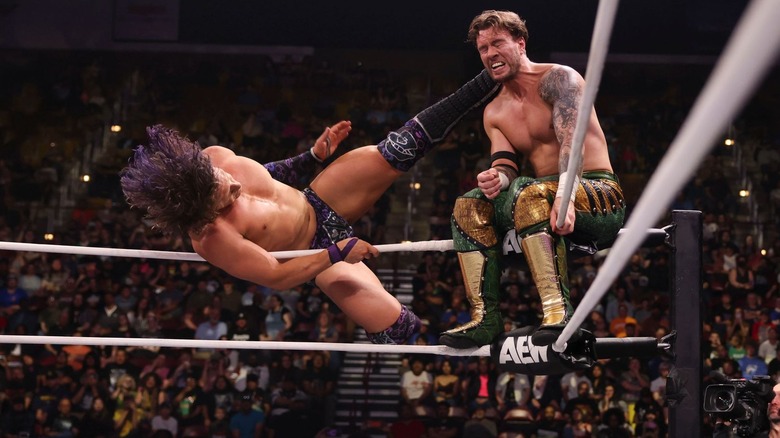 Ace Austin kicks Will Ospreay in the neck on "AEW Dynamite"