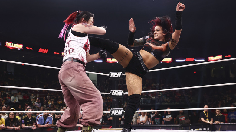 Kris Statlander kicks Hikaru Shida on "AEW Collision"