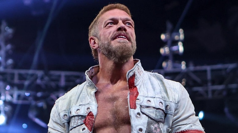 Edge smiling 