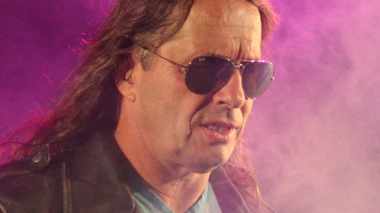 bret hart wearing sunglasses