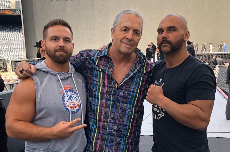 Bret Hart attends UFC in Calgary - WWE News, WWE Results, AEW News, AEW  Results