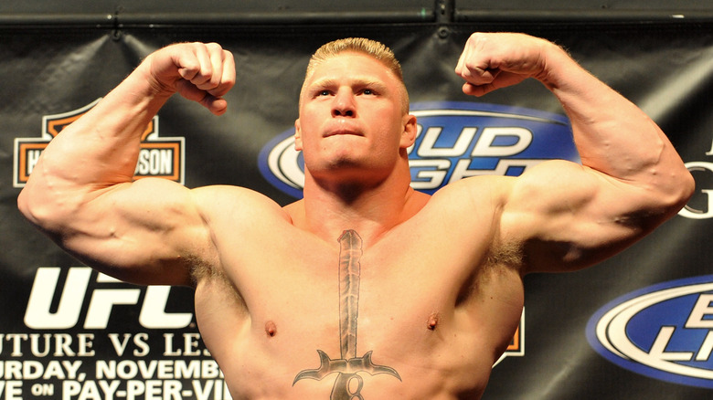 Brock Lesnar pri UFC váži