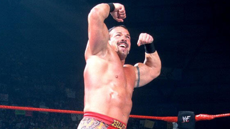 Buff Bagwell posing