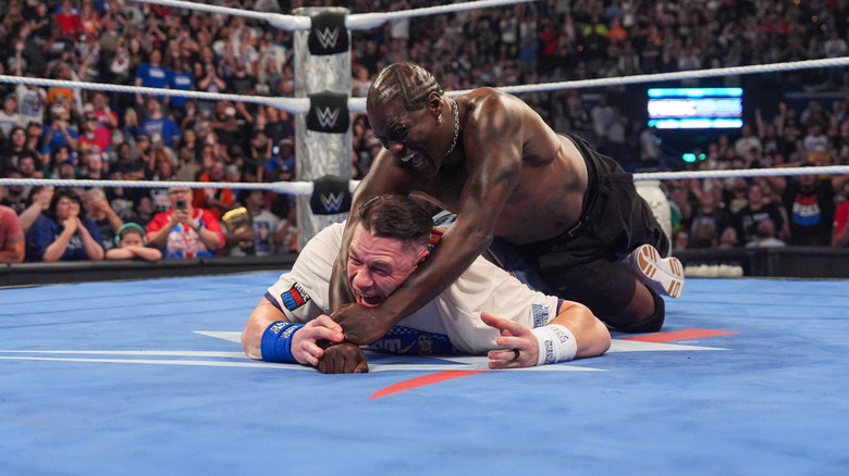 Ron Killings pone a John Cena en un stfu 