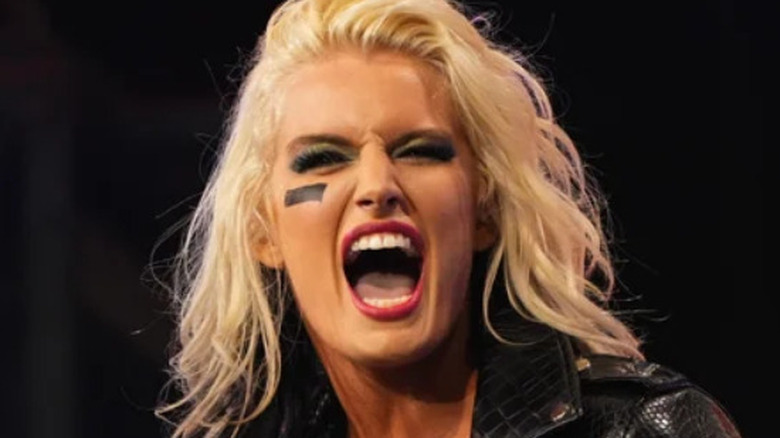 Toni Storm screams