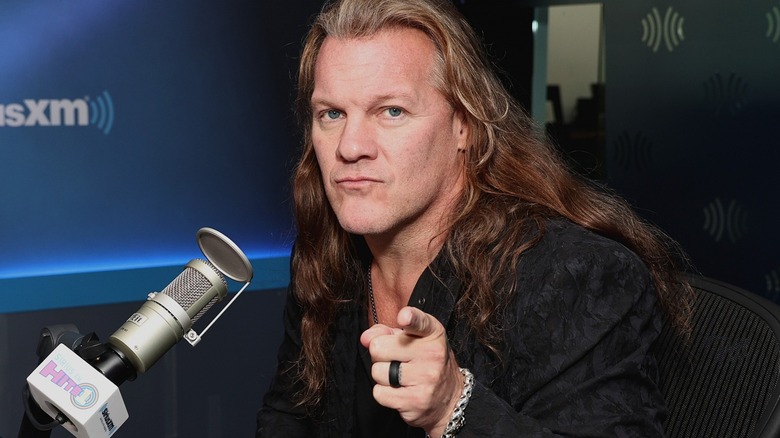 Chris Jericho pointing