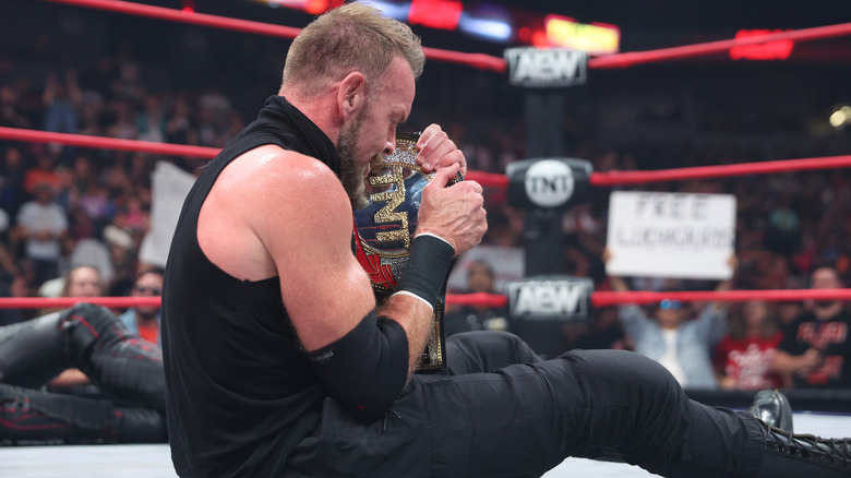 Christian Cage clutches the TNT Championship
