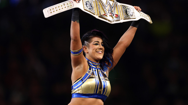 Bayley holding up WWE Women's Championship