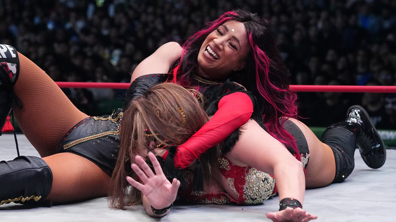 CMLL Star Zeuxis Undergoes Surgery After Dropping Women's Title To AEW's Mercedes Mone