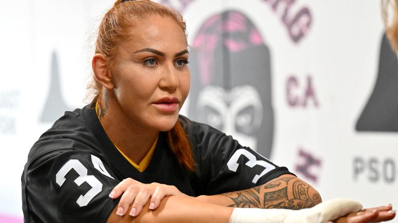 Cris Cyborg gets her hands wrapped