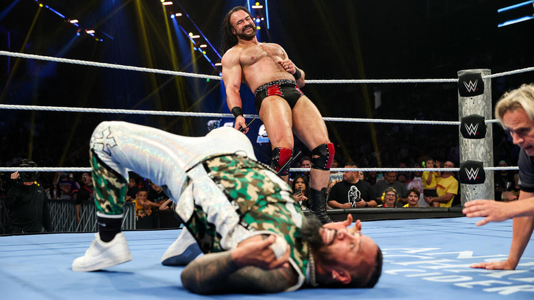 Drew McIntyre laughs at Jimmy Uso's back pain on "WWE SmackDown"