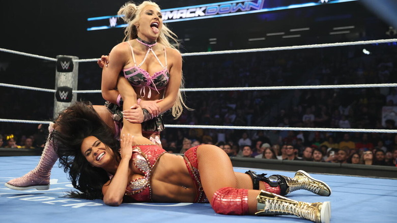 Tiffany Stratton applies an armbar to Kiana James on 