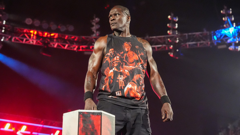 R Truth in the ring