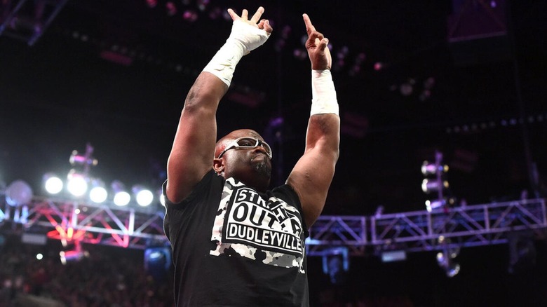 D-Von Dudley doing the Dudley Boyz signature taunt in ring.