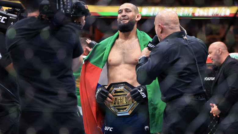 Khamzat Chimaev wins the UFC Middleweight title