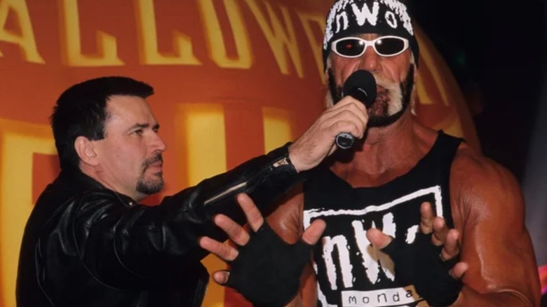 Eric Bischoff interviewing 