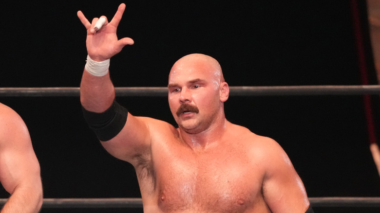 Dax Harwood waves to the crowd