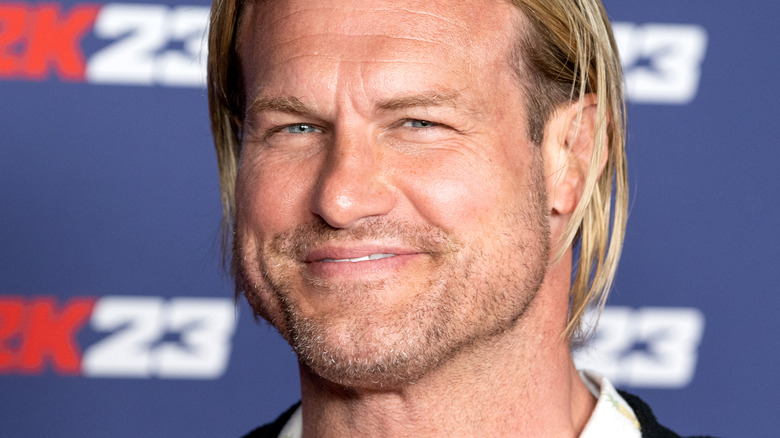 Dolph Ziggler posing