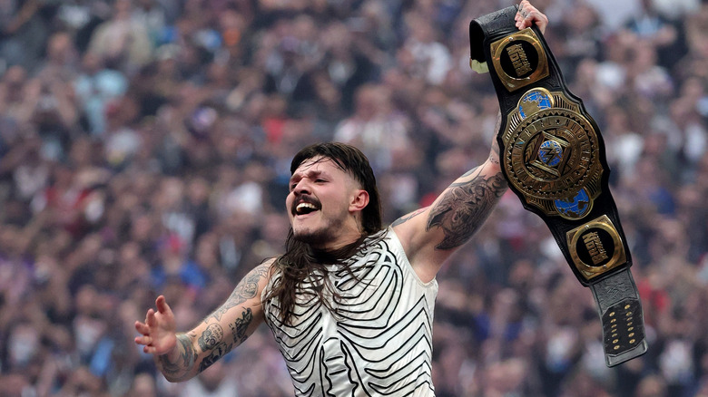 Dominik Mysterio wins Intercontinental Championship at WrestleMania 41