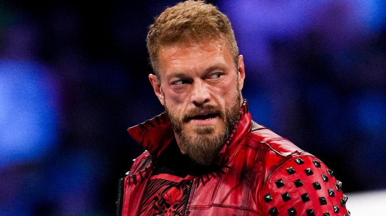 Edge looking to his left