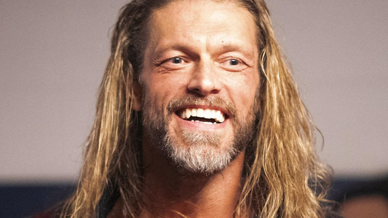 Edge smiling