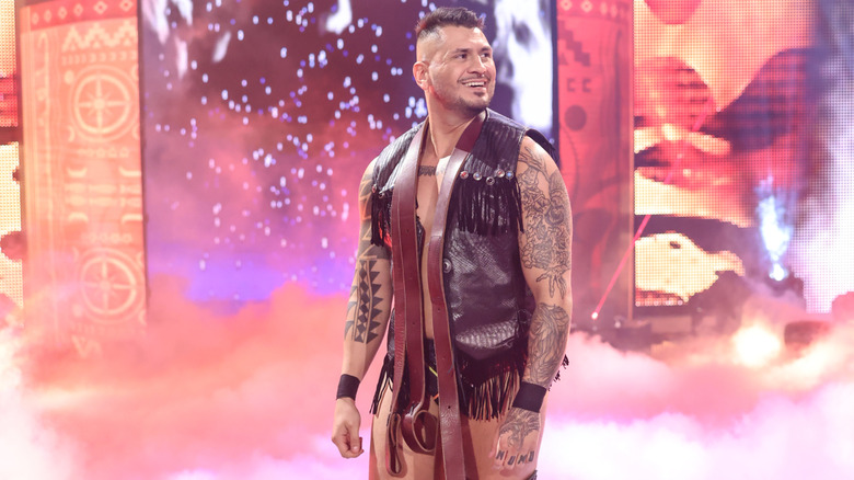 Eddy Thorpe makes an entrance