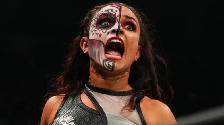 Thunder Rosa screaming