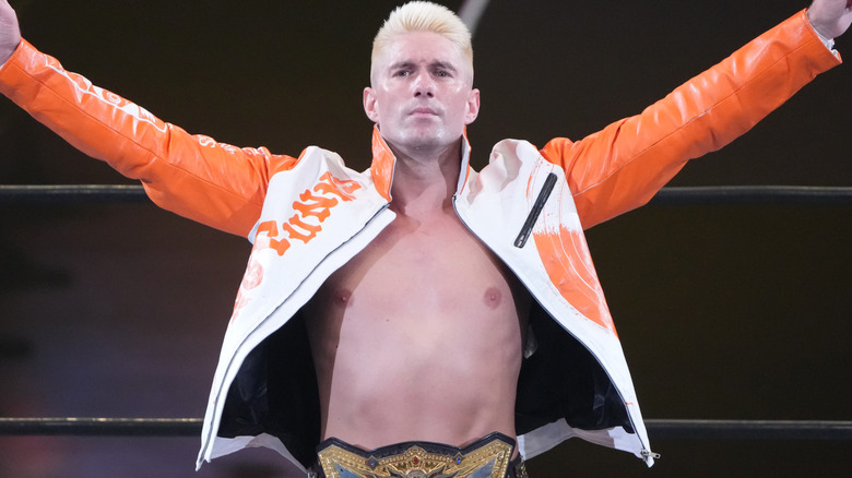 Zack Sabre Jr raising his arms