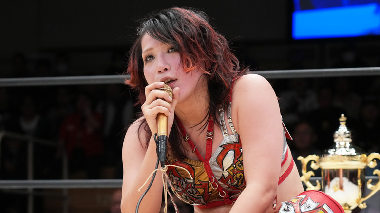 Utami Hayashishita cuts a promo