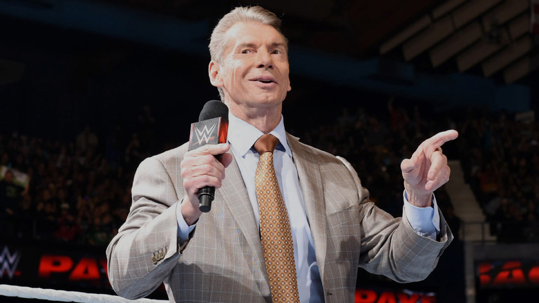 Former WWE referee Mike Chioda mentions one thing he’s never seen Vince McMahon do
