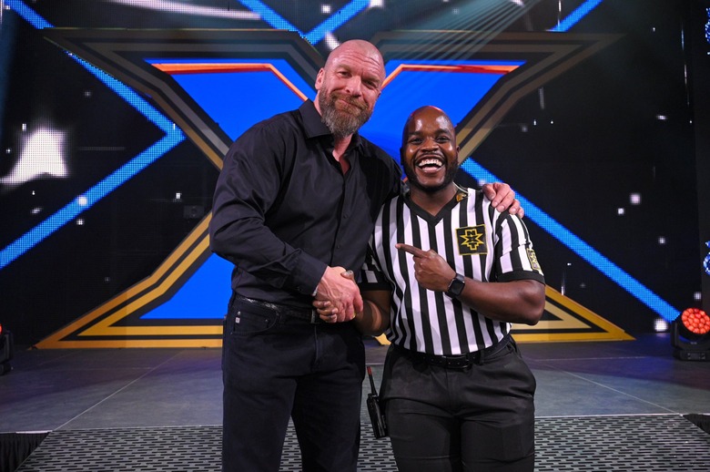 Former WWE Referee Stephon Smith Signs With AEW