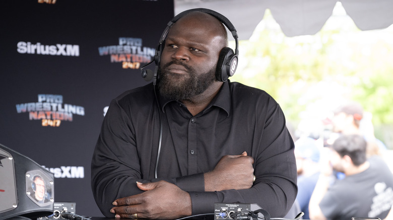 Mark Henry listening