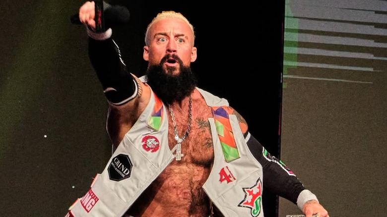 Enzo Amore becking towards the crowd during his TNA appearance in 2025.