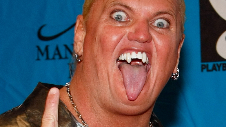 Gangrel sticks out tongue