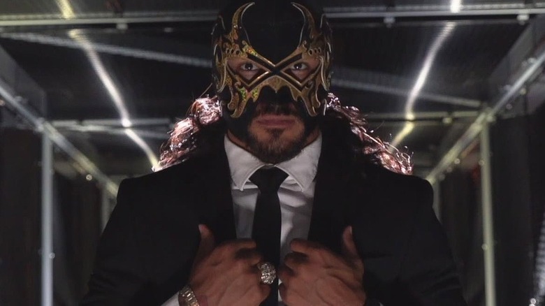 Santos Escobar as El Hijo del Fantasma ahead of his 