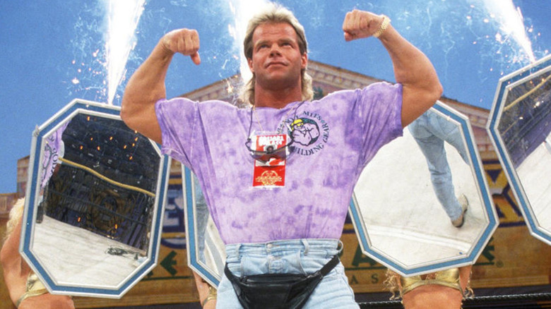 Lex Luger flexing