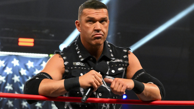 Frankie Kazarian leaning against the ring ropes