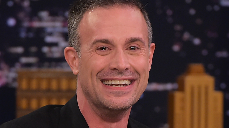 Freddie Prinze Jr. smiling