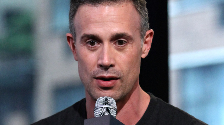 Freddie Prinze Jr. speaking