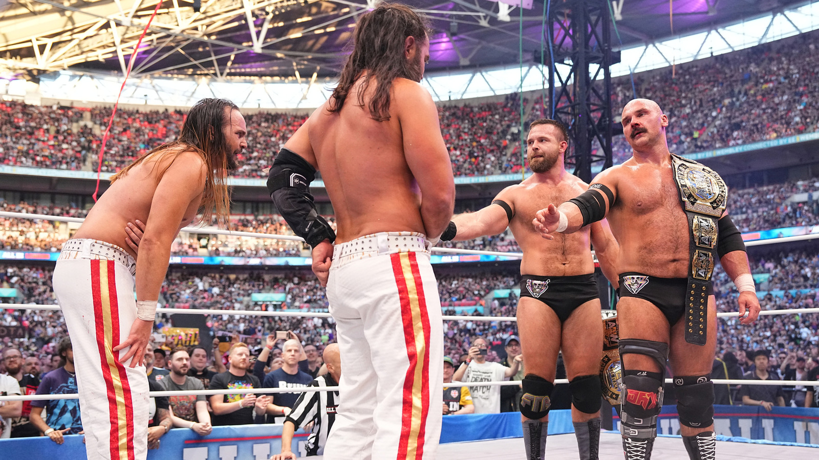 NJPW Bullet Club The Elite We Rule The World Built-Up - Foto 4